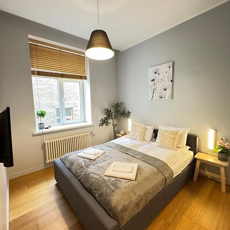 Courtyard Kalnina Apartment Riga Exterior photo